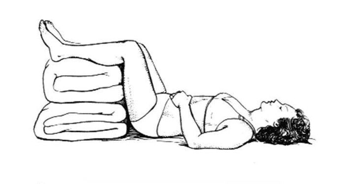Recommended posture for shooting back pain in the legs and buttocks