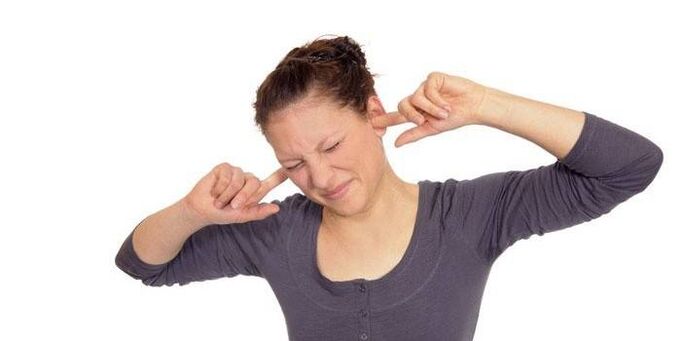 noise in the ear